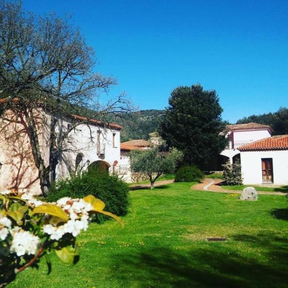 Hotel Taloro Gavoi Dış mekan fotoğraf